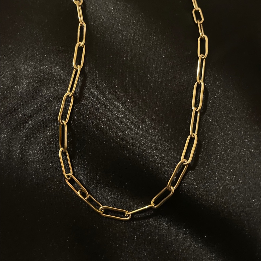 Link Chain Gold Necklace